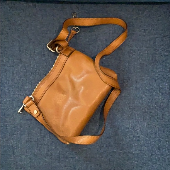 Fossil Crossbody - Picture 3 of 3